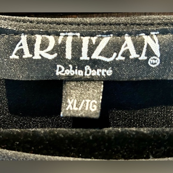 Artizan Shift Dress - Picture 2 of 3